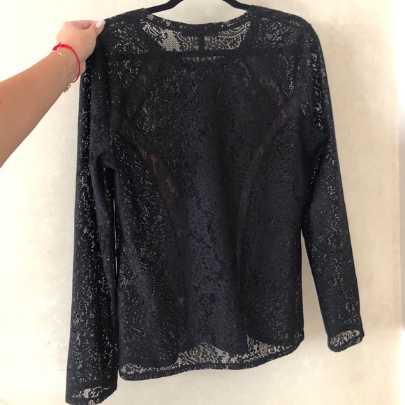 Lace top - Picture 3 of 3